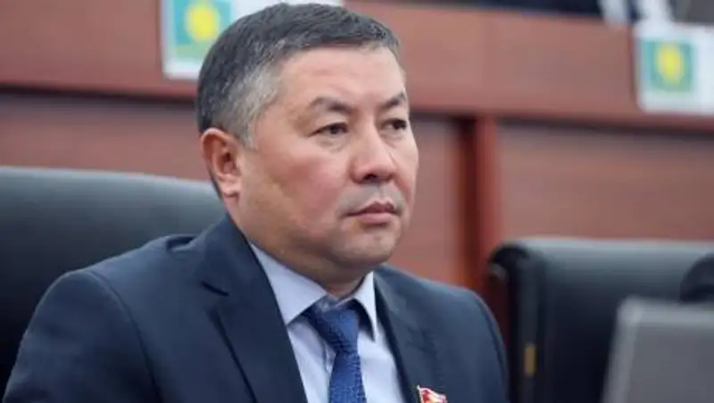 Канат Исаев избран спикером парламента Кыргызстана