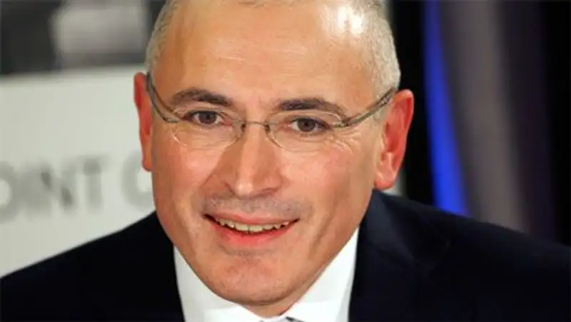 Ходорковский призвал Киев не ограничивать въезд россиян