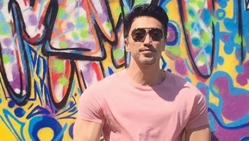 50-летний манекенщик из Сингапура прославился из-за внешности 20-летнего