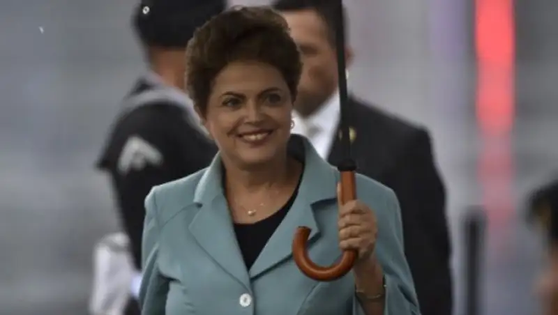 Бразилия упразднит десять министерств