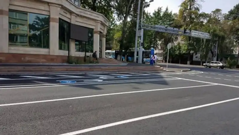 Участок ул. Шевченко в Алматы стал односторонним