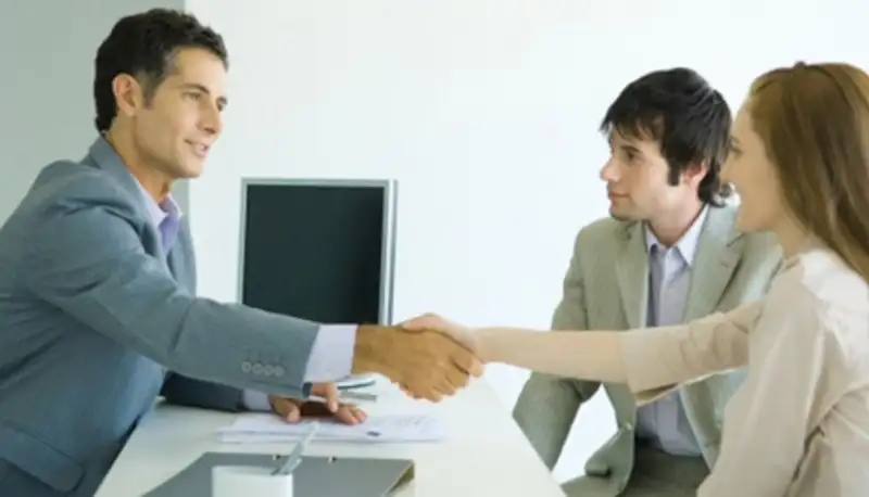 На рынке труда казахстанцы выбирают стабильность, фото - Новости Zakon.kz от 29.06.2016 15:17