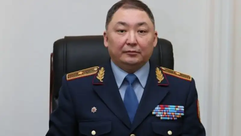 Полицейские Астаны перечислили однодневный заработок семьям полицейских, пострадавших в Актобе