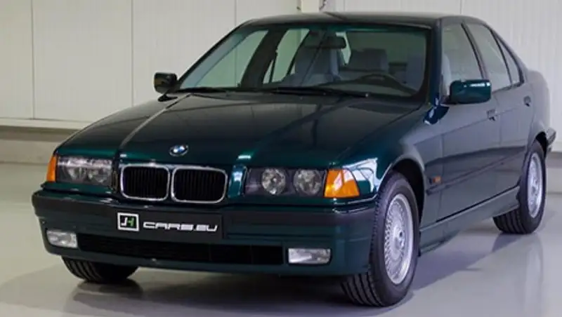 «Тройку» E36 продадут за $56 000