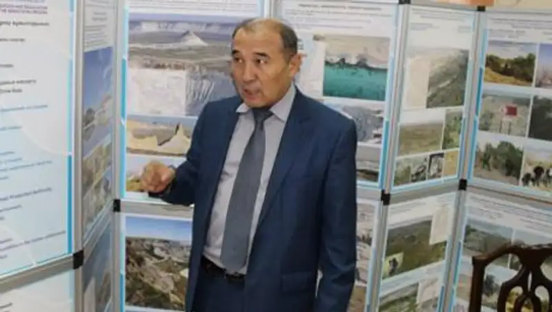 Орынбасар Токжанов: В Мангистау осталось около двух тысяч сайгаков