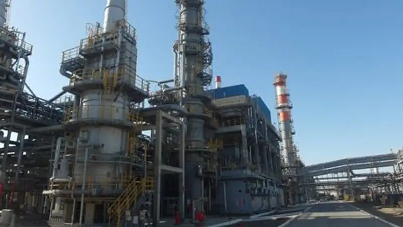 Атырауский НПЗ одновременно с модернизацией наращивает объемы производства бензина