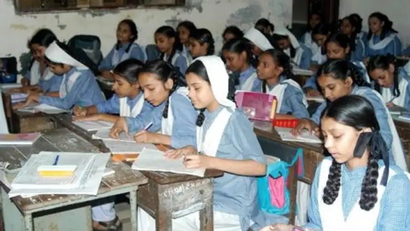 В Индии девочка задохнулась, проглотив луковицу в качестве наказания