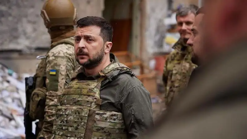 Зеленский исключил атаку на территорию России