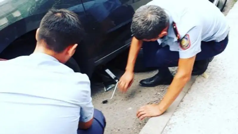 Алматинка поблагодарила полицейских за неравнодушие