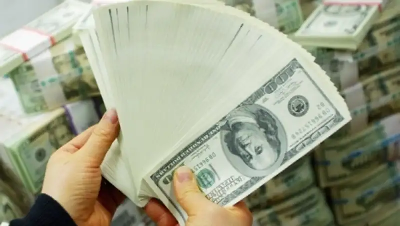 Кабмин Украины заявил о резком падении теневой экономики