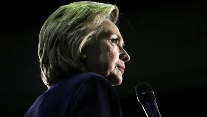 Хиллари Клинтон считает, что взгляды Трампа опасны для США