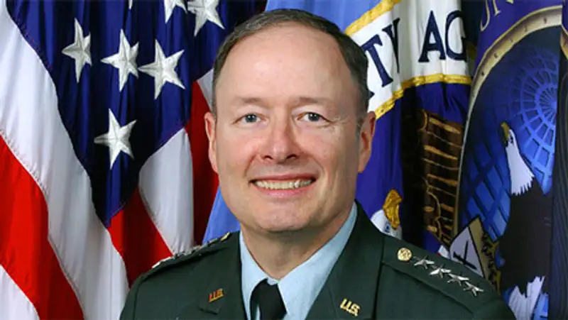 Глава АНБ США покидает свой пост после разоблачений Сноудена