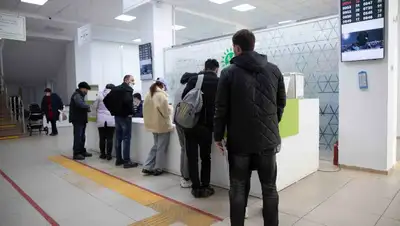 Названо число россиян, запросивших постоянную регистрацию в Алматы, фото - Новости Zakon.kz от 18.10.2022 15:47