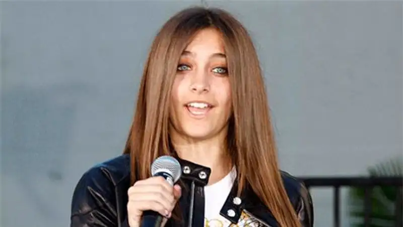 16-летняя дочь Майкла Джексона беременна