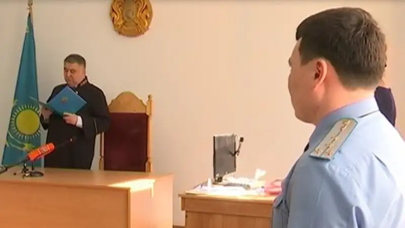 В Уральске психбольной напал с ножом на женщину