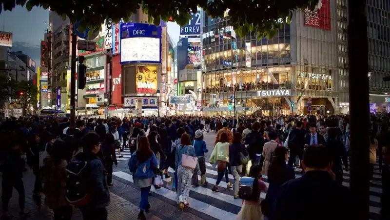 Пять недель подряд Япония лидирует по показателю выявленных COVID-заражений