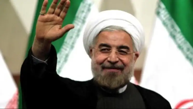 Духовный лидер Ирана утвердил на посту президента Хасана Роухани