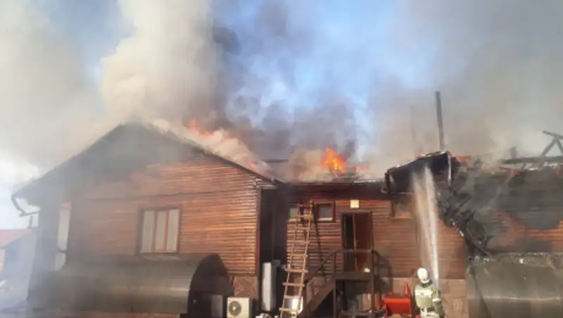 Центр олимпийской подготовки горел в Алматинской области