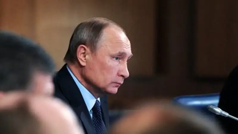 Путин провел телефонный разговор с Трампом