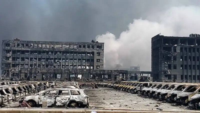 Мир в панике от взрывов в Китае