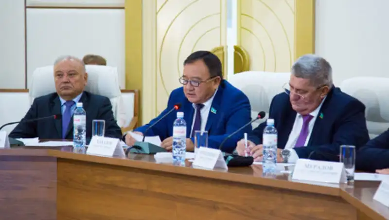 Послание Токаева обсудили в Доме Дружбы Нур-Султана