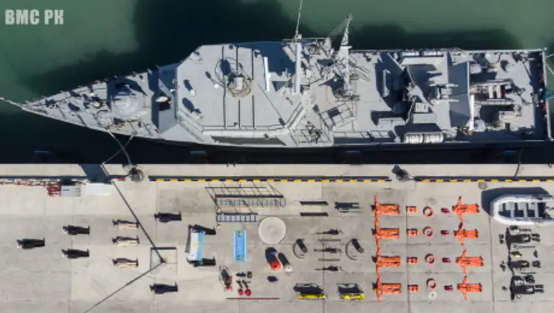 Военнослужащие ВС РК поддержали казахстанских спортсменов в Tetris challenge