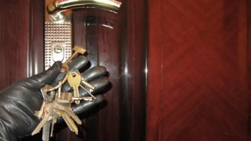 В Астане задержана группа квартирных воров