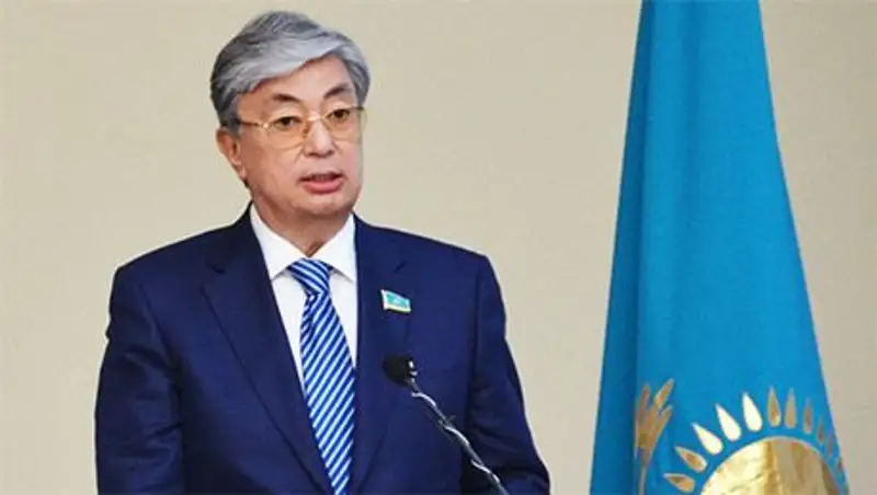 Казахстану следует сокращать проведение международных форумов - Токаев