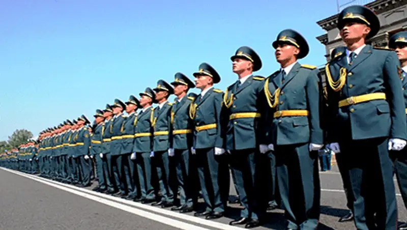 Названы самые популярные специальности военного образования в Казахстане
