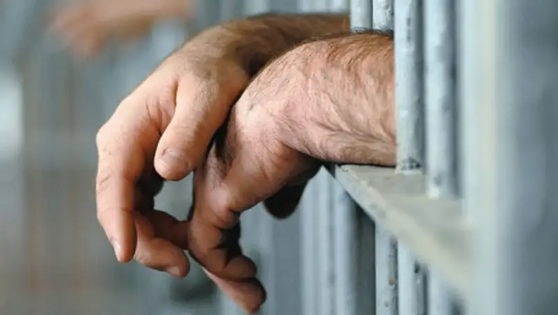 В ВКО суд приговорил мужчину, насиловавшего собственную дочь, к 17 годам колонии