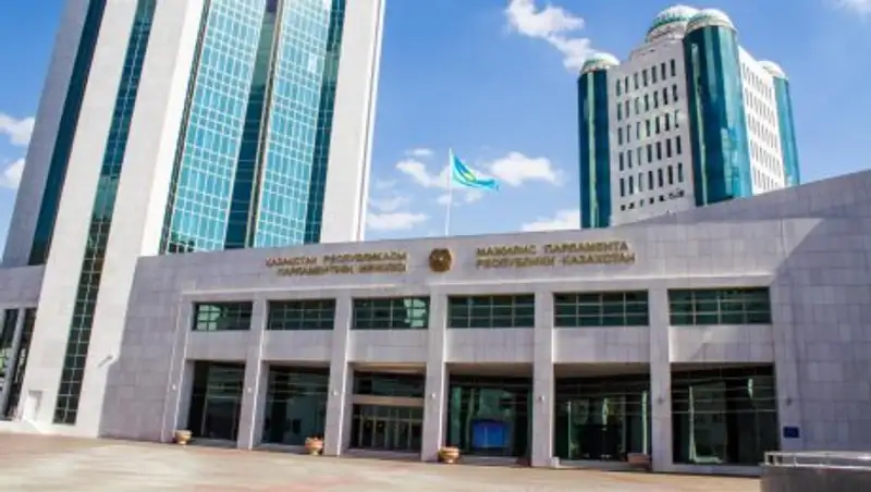 Пленарное заседание Мажилиса Парламента РК