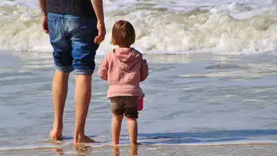 В Казахстане больные СПИДом смогут усыновлять детей , фото - Новости Zakon.kz от 01.12.2022 16:11