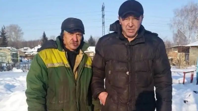 Соседи вытащили малышей из горящего дома в Усть-Каменогорске