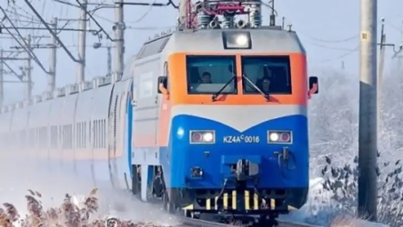 В Казахстане изменили график движения некоторых пассажирских поездов