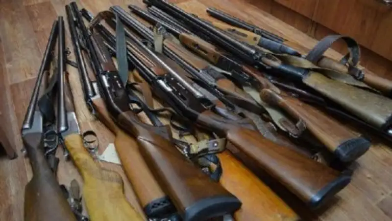 Жители ЗКО добровольно сдали 160 единиц огнестрельного оружия