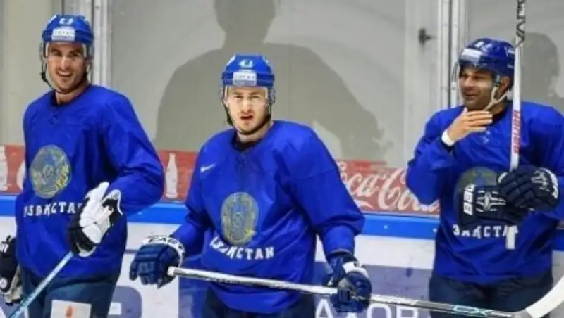 Казахстанские хоккеисты победили Австрию на старте чемпионата мира-2017