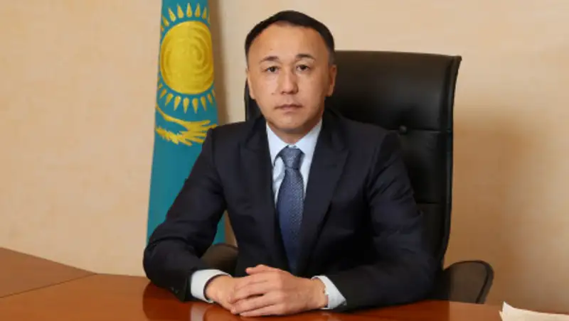 Аким Костанайской области заболел коронавирусом