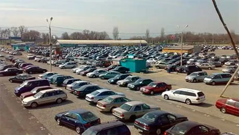 В Астане за 2 дня 13 кыргызстанских автомобилей поместили на штрафстоянку