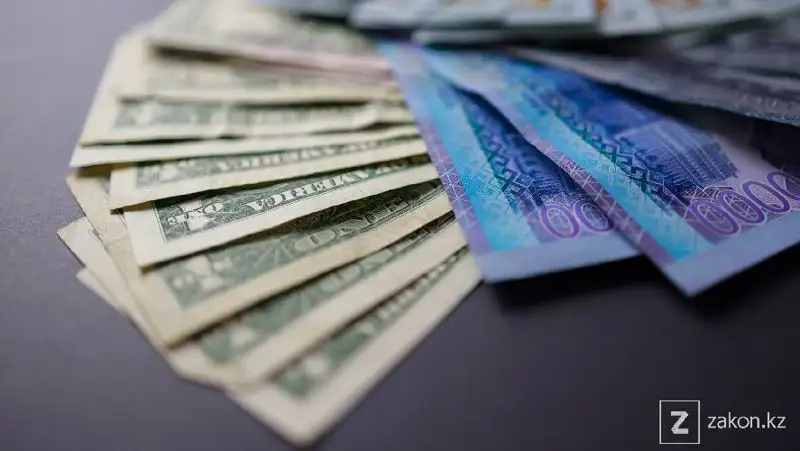 Курс доллара вырос на торгах