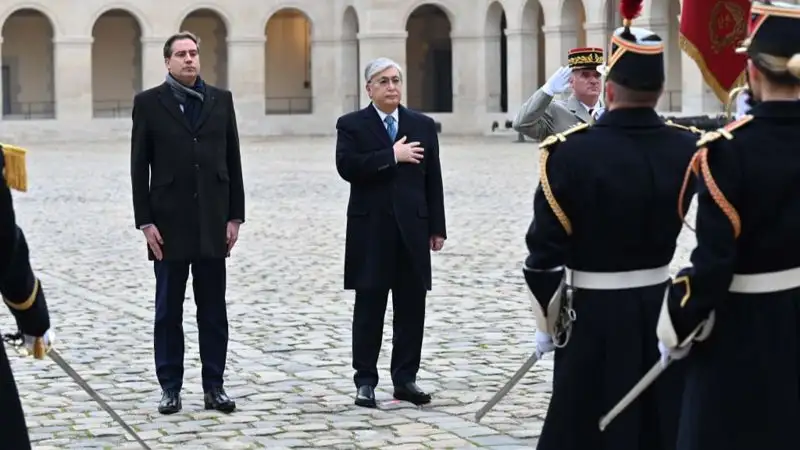 Как встречали Касым-Жомарта Токаева в Париже