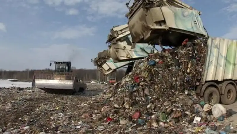 В Чехии бомжа едва не сдали на мусоропереработку