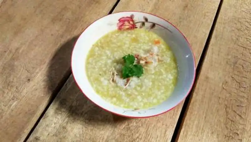 Столовую в павлодарском колледже проверят после видео в соцсетях