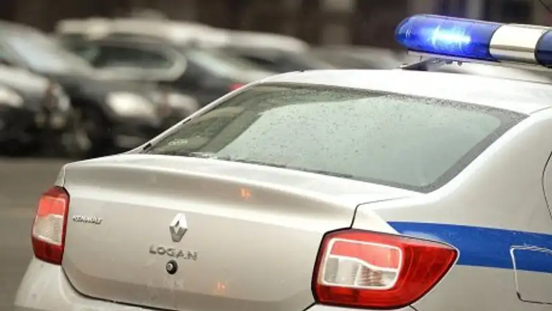 Полицейские протаранили машину с пьяным угонщиком-лихачом в Павлодаре