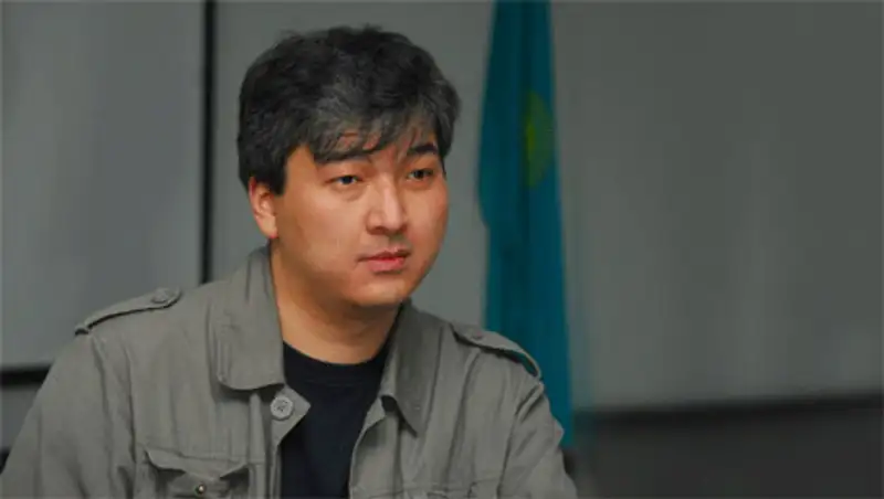 Политолог Д.Ашимбаев: "Цель этих перестановок – вопрос сложный, даже, скорее, философский"