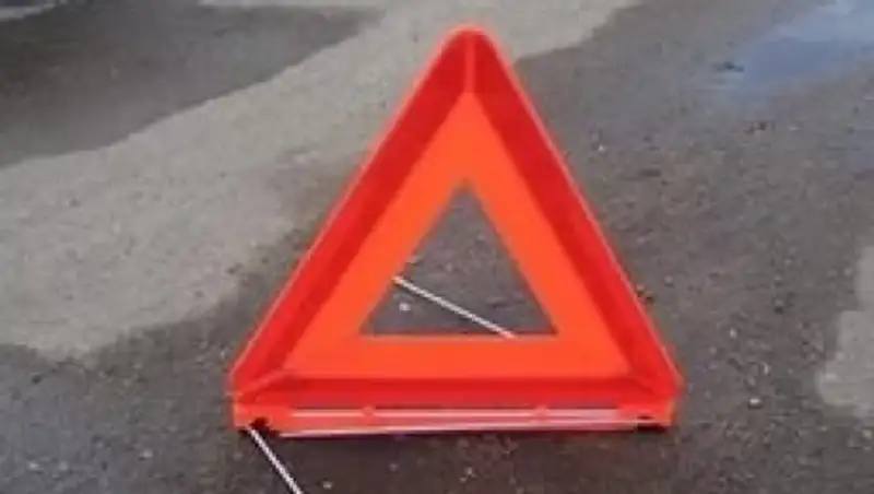 В Караганде в кювет съехал пассажирский автобус