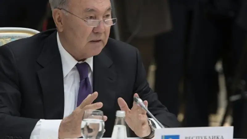 Президент Казахстана призвал не противопоставлять одну нацию другой