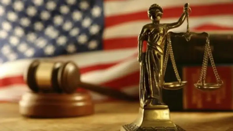 В США учительницу, таскавшую за волосы инвалида, лишили права преподавать