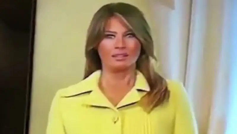 Меланию Трамп перекосило после рукопожатия Путина