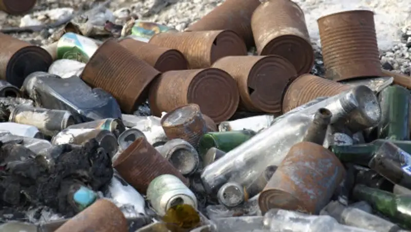 Жители поселка в Атырауской области задыхаются от мусора