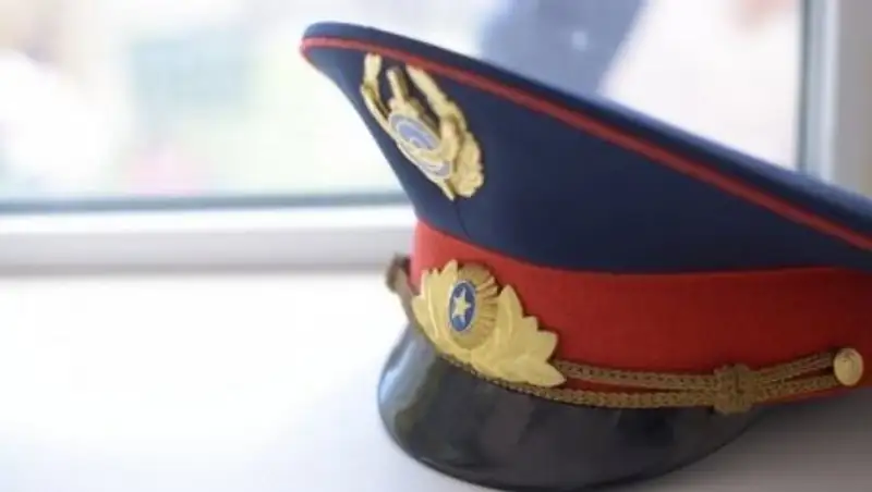 В Актау начальник местной полицейской службы заставлял своих сотрудников работать 66 часов